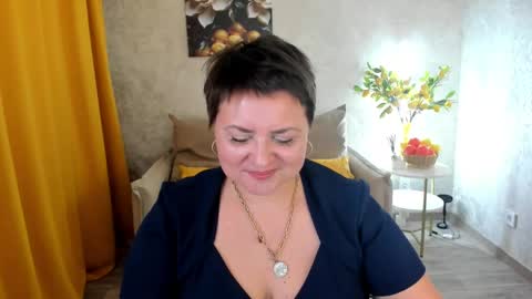 annacorlane online show from May 2, 4:28 am