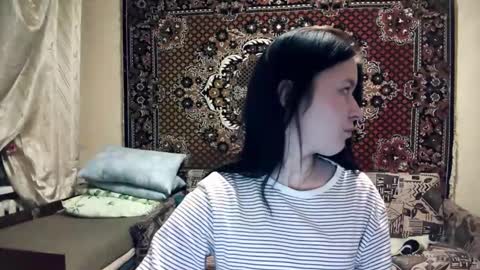 Anna online show from December 20, 3:52 pm