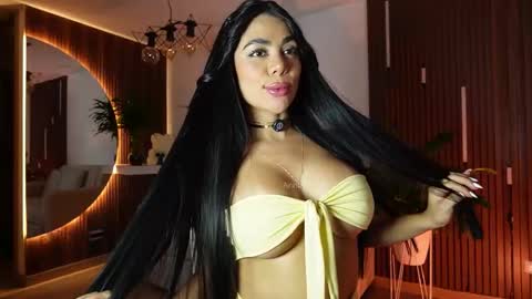 Anita online show from March 10, 10:15 pm