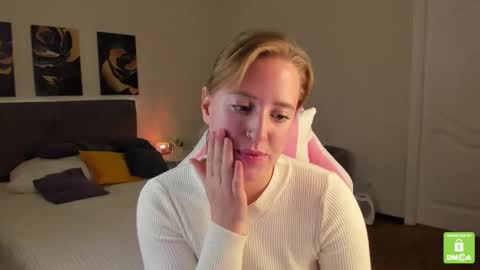 annagrees1 online show from September 12, 9:42 am