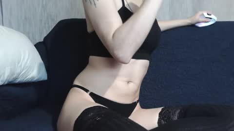 Snapshot of annahotcrazy chatting on November 4, 8:52 pm annahotcrazy online show from November 4, 8:52 pm