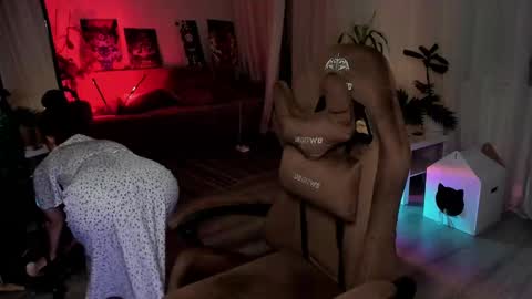 annalluring online show from January 14, 8:04 pm