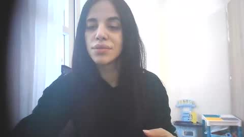 Snapshot of annaluxxxe chatting on March 4, 12:11 pm Anne online show from March 4, 12:11 pm
