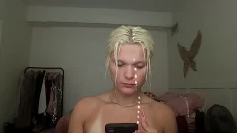 AnnaMarrie online show from June 29, 11:05 pm