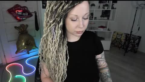 Snapshot of annanebula chatting on May 26, 6:59 pm Anna online show from May 26, 6:59 pm