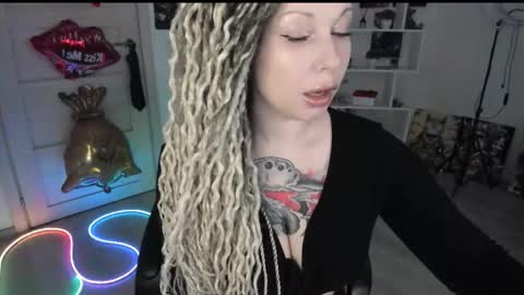 Snapshot of annanebula chatting on May 31, 2:02 pm Anna online show from May 31, 2:02 pm