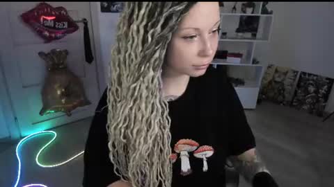 Snapshot of annanebula chatting on June 14, 2:24 am Anna online show from June 14, 2:24 am