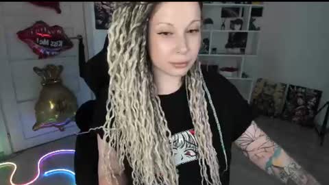 Snapshot of annanebula chatting on June 20, 6:33 pm Anna online show from June 20, 6:33 pm