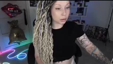 Snapshot of annanebula chatting on July 8, 7:07 pm Anna online show from July 8, 7:07 pm