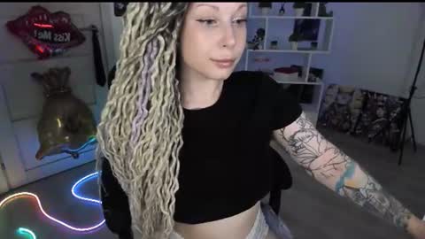 Snapshot of annanebula chatting on July 11, 1:52 am Anna online show from July 11, 1:52 am