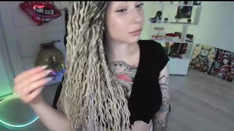 Snapshot of annanebula chatting on July 28, 1:10 pm Anna online show from July 28, 1:10 pm