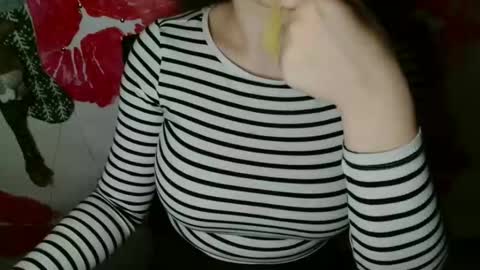 Bella online show from December 1, 6:13 pm