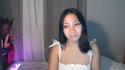 anne_chanelx online show from March 30, 7:37 pm