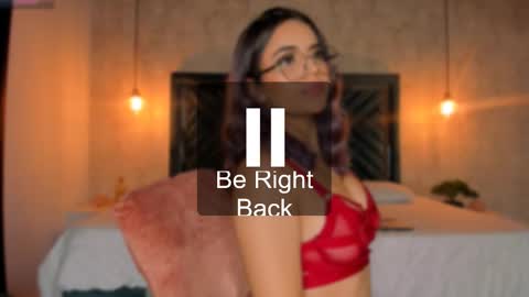 Snapshot of anne_mallow chatting on March 4, 10:02 am Ann online show from March 4, 10:02 am