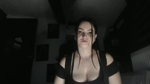annebellee69 online show from November 3, 9:27 pm