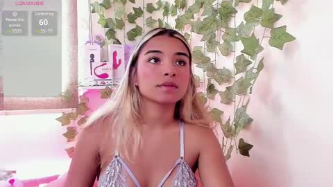 Anne online show from January 17, 5:19 pm