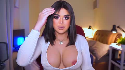 Anne Hart online show from January 9, 4:08 am