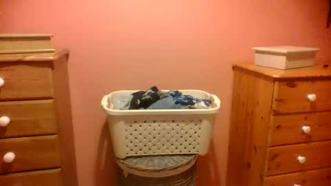 annecharlie online show from November 6, 8:15 am