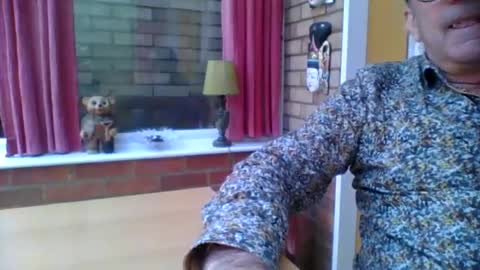 annecharlie online show from July 2, 11:49 am