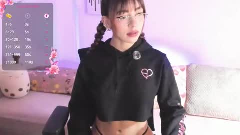 Snapshot of annedark chatting on September 18, 10:56 pm Anne online show from September 18, 10:56 pm