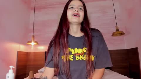 Anne online show from February 6, 2:37 pm