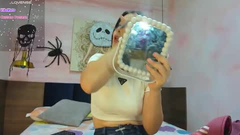 Anne online show from October 30, 3:08 am