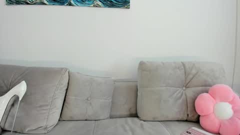 Snapshot of annemonalo chatting on February 16, 11:28 am annemona online show from February 16, 11:28 am
