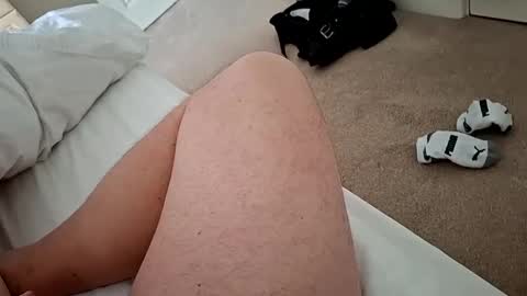 Snapshot of annesfeet chatting on January 21, 2:05 pm Annesfeet online show from January 21, 2:05 pm