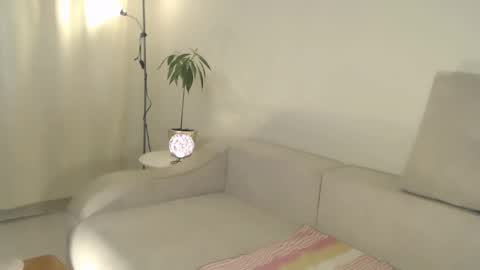 Snapshot of annett chatting on December 3, 2:14 am Annett online show from December 3, 2:14 am