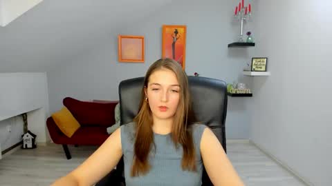 annewilsonn online show from January 13, 2:44 pm