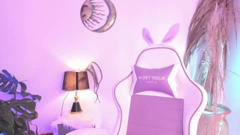 Angel online show from December 15, 4:37 pm