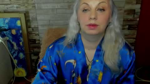 Snapshot of anngelynajoy chatting on October 13, 10:32 pm Anngel online show from October 13, 10:32 pm