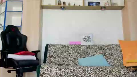 Snapshot of anngray1 chatting on July 28, 4:39 pm anngray1 online show from July 28, 4:39 pm