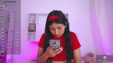 Snapshot of anni99_ chatting on December 11, 2:54 pm Anni online show from December 11, 2:54 pm