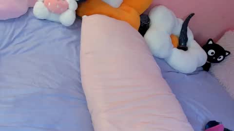 anni online show from December 4, 2:31 am