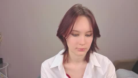 Anni online show from November 29, 1:36 pm