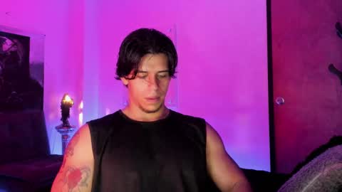 Snapshot of annibal_toro chatting on December 6, 11:14 pm darg online show from December 6, 11:14 pm