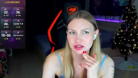 Snapshot of annie69kiss chatting on February 11, 10:48 pm Annie online show from February 11, 10:48 pm