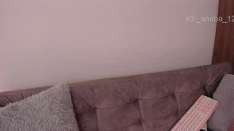 annie_barozzi online show from February 28, 5:36 pm