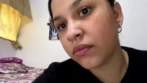 Snapshot of annie_catt_ chatting on January 22, 8:28 pm Annie online show from January 22, 8:28 pm