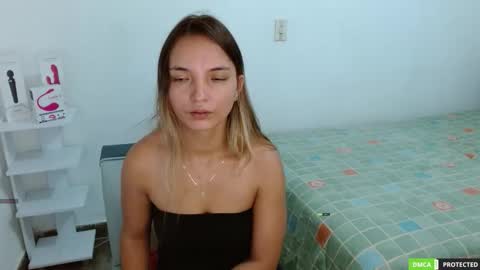 Snapshot of annie_che77y chatting on October 6, 5:32 pm annie cherry independent model online show from October 6, 5:32 pm