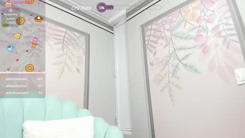 Snapshot of annie_cute18 chatting on January 18, 6:56 am annie_cute18 online show from January 18, 6:56 am