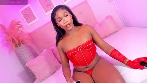 annie_dolce_ online show from November 8, 11:36 pm