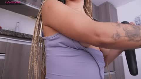 Annie online show from March 13, 1:29 pm