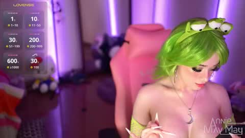 Annie May   online show from November 20, 3:23 pm