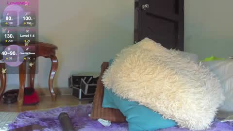 Snapshot of annie_santosx chatting on February 11, 7:48 pm annie_santosx online show from February 11, 7:48 pm