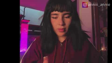 Snapshot of annie_snow_ chatting on October 6, 1:47 am JEANNE no olvides seguirme dont forget follow me uu online show from October 6, 1:47 am