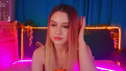 annie online show from November 30, 8:35 pm