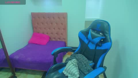 Anniee online show from February 28, 5:37 pm