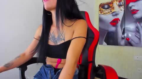 Anniee online show from September 20, 2:40 pm